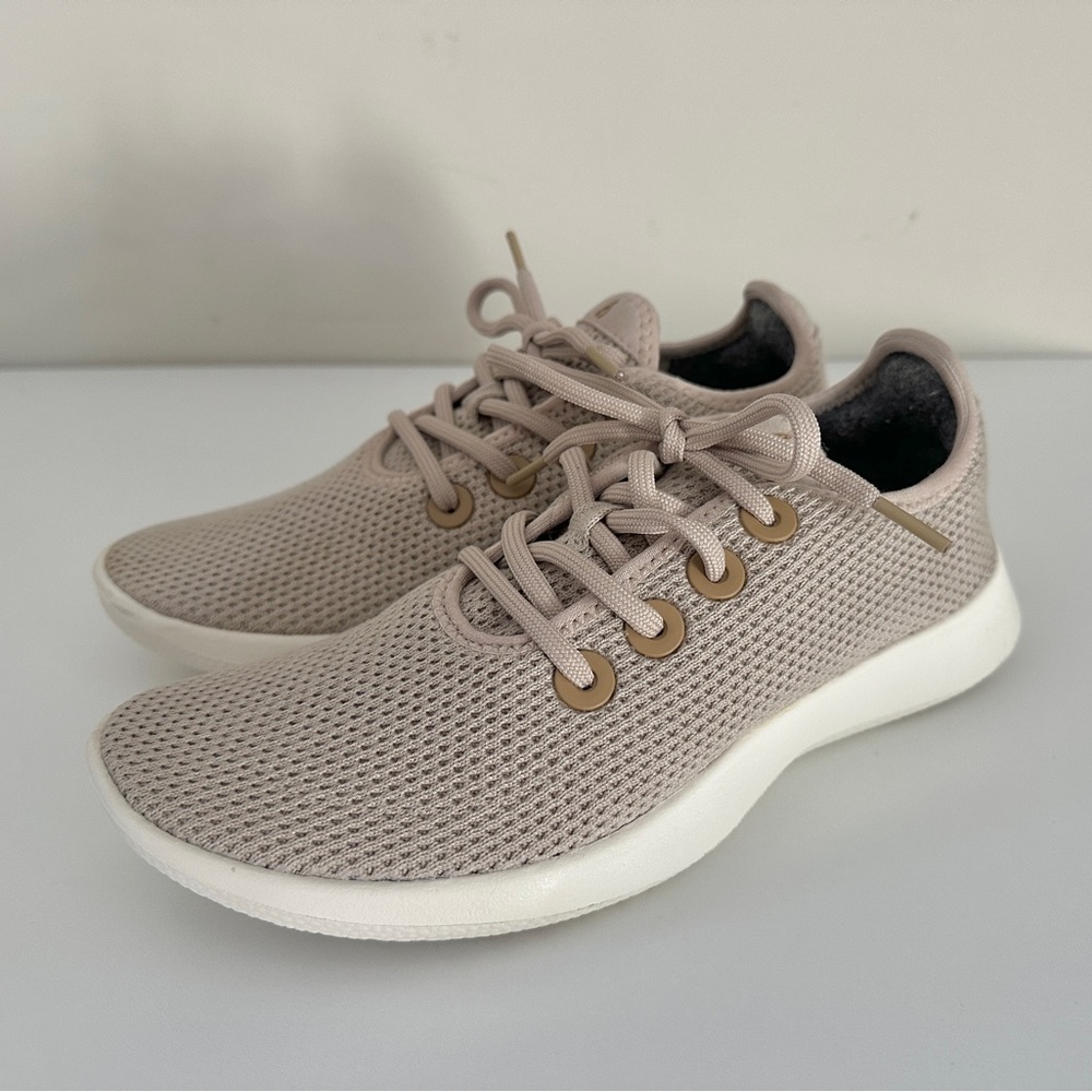 Allbirds Tree Runner Womens 7 Sneakers Rugged Beige Natural White Sole